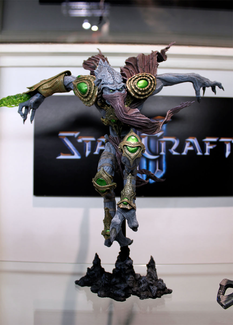 Illustration for article titled A Closer Look At DC's StarCraft II & World of WarCraft Toys